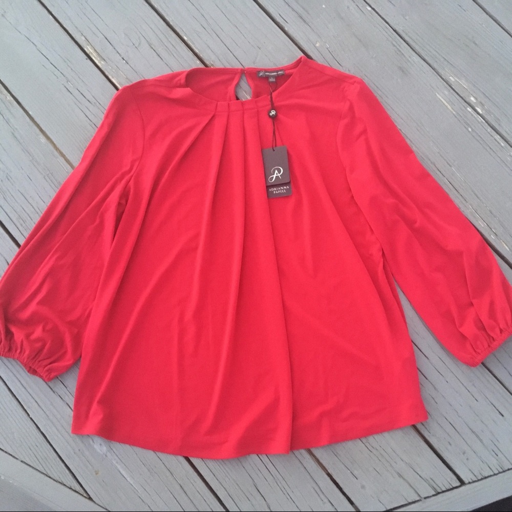 Adrianne Papell red 3/4 sleeve top pleated neck L new